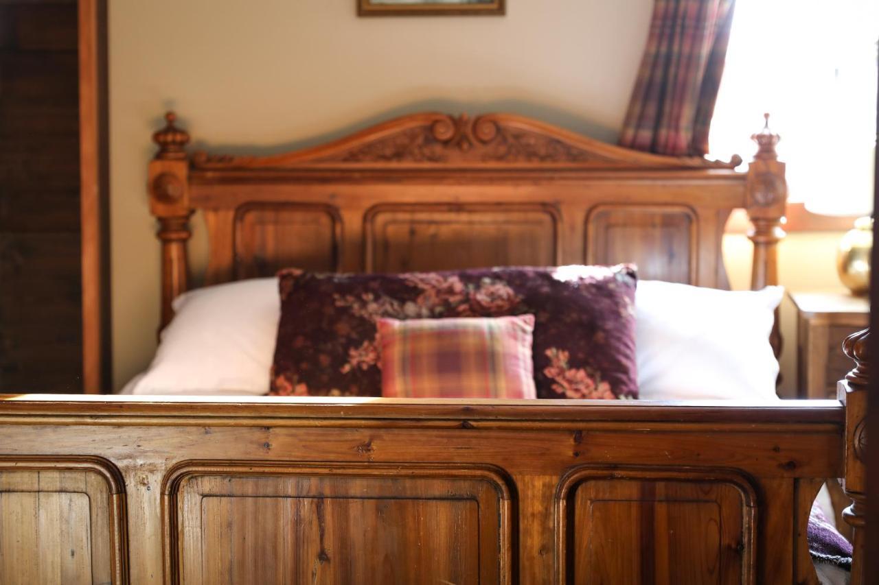 The Cochrane Rockyview Hotel エクステリア 写真